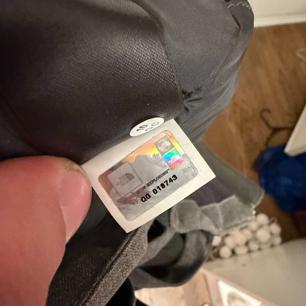 The North Face Inlux Insulated Jacket XL Grey Heather - Picture 2 of 4